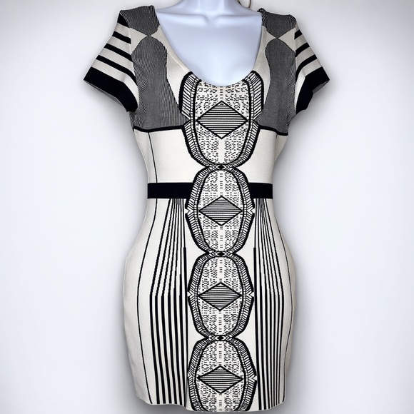 Herve Leger Dresses & Skirts - Herve Leger Iconic Black & White Kardashian Dress size L